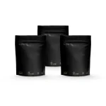 O Saco de Armazenamento Grove Bag 28g possui formato retângular e cor preta fosca.